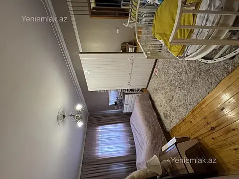 Satılır 4 otaqlı köhnə tikili 110 m²