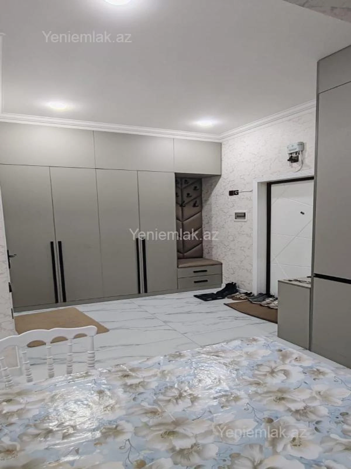 Satılır 2 otaqlı yeni tikili 60 m²