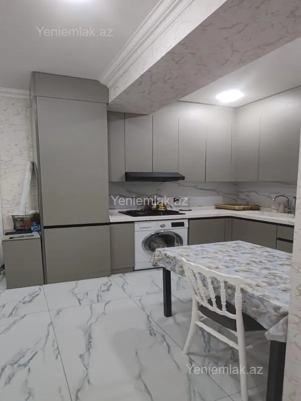 Satılır 2 otaqlı yeni tikili 60 m²