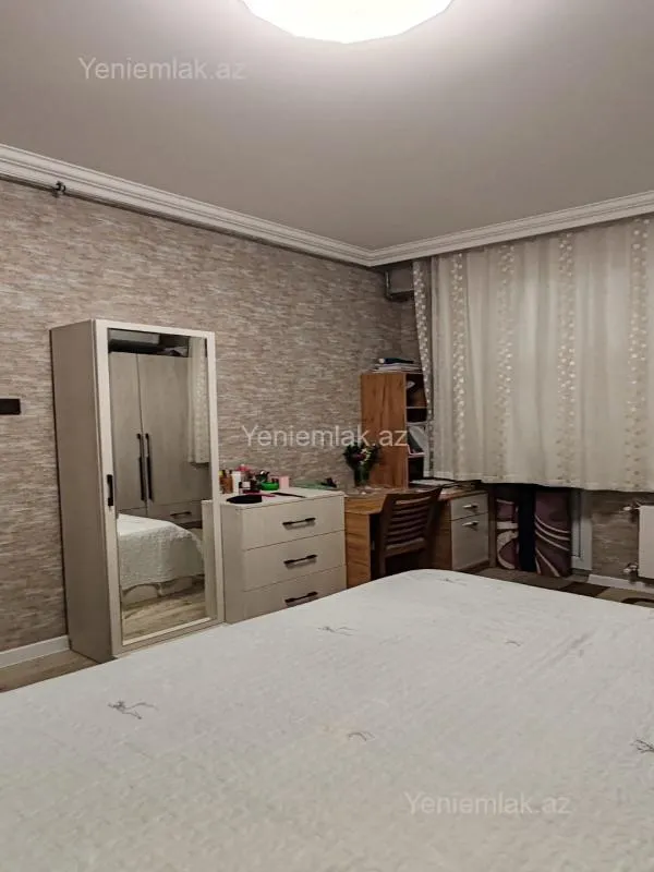Satılır 2 otaqlı yeni tikili 60 m²