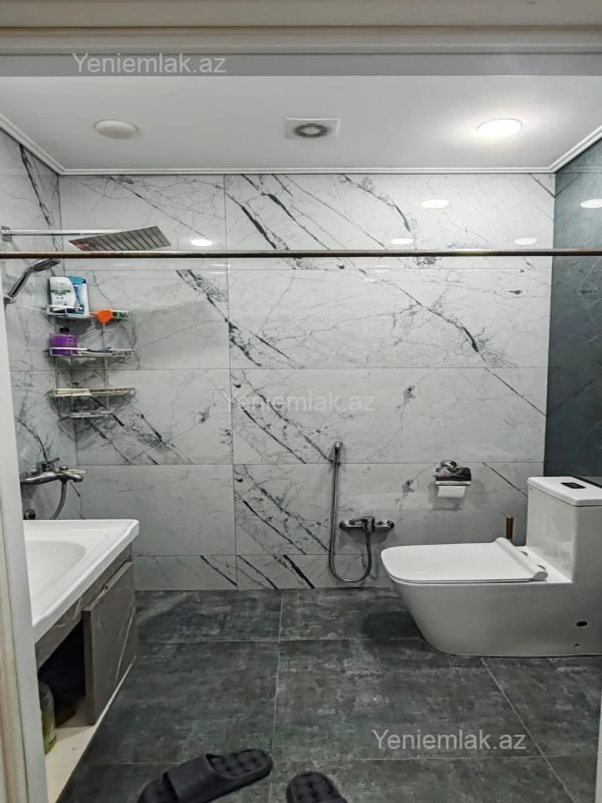 Satılır 2 otaqlı yeni tikili 60 m²