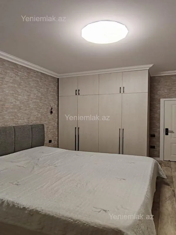 Satılır 2 otaqlı yeni tikili 60 m²