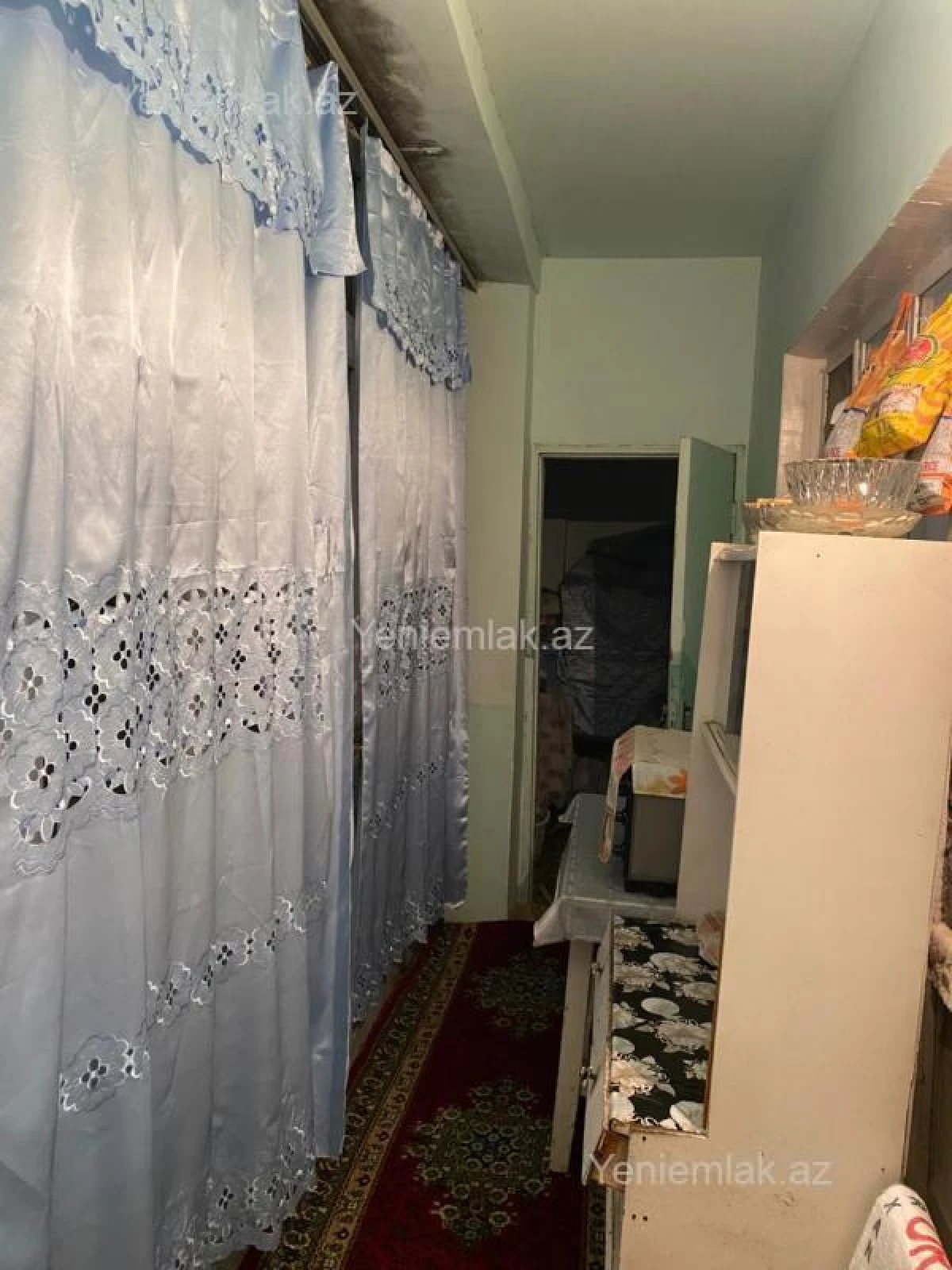 Satılır 4 otaqlı köhnə tikili 90 m²