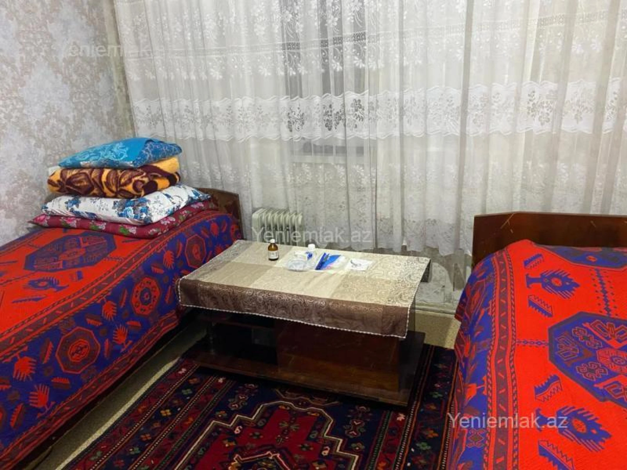 Satılır 4 otaqlı köhnə tikili 90 m²