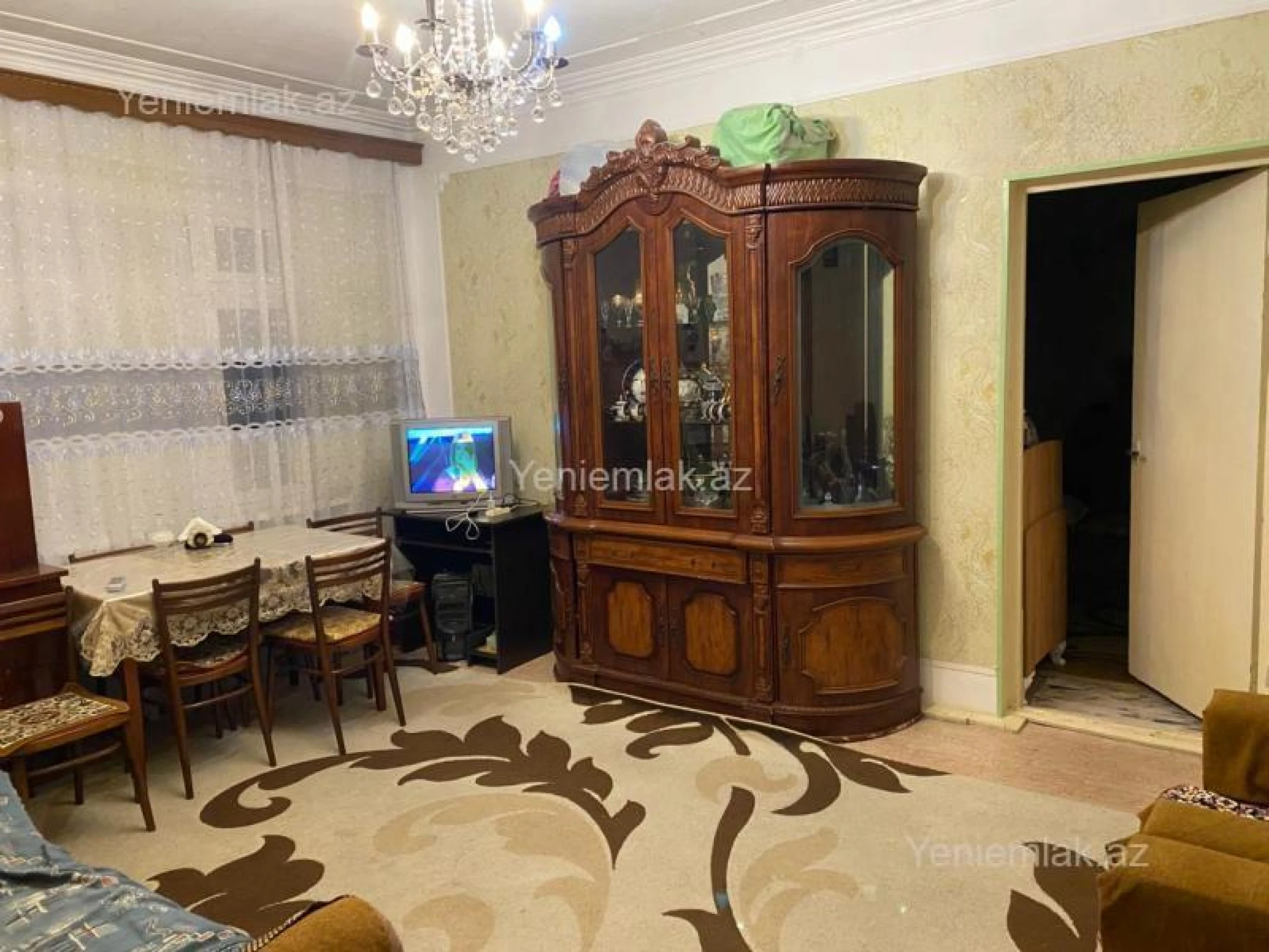 Satılır 4 otaqlı köhnə tikili 90 m²