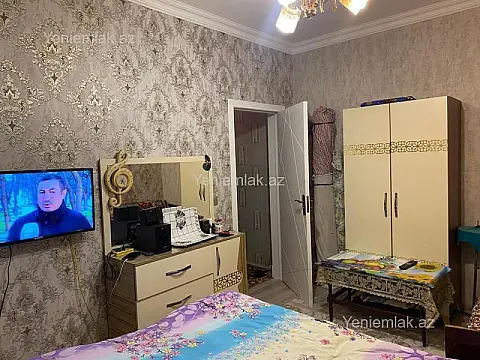Satılır 4 otaqlı köhnə tikili 90 m²