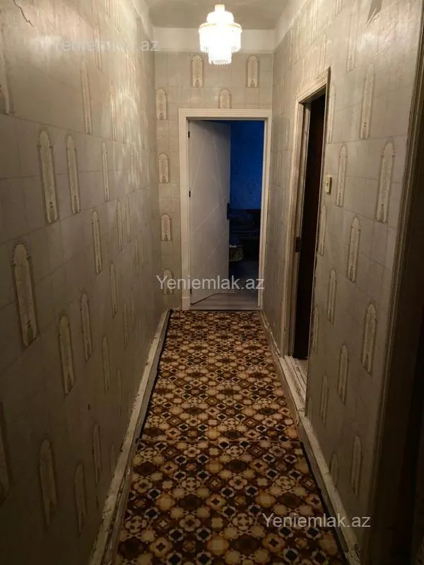 Satılır 4 otaqlı köhnə tikili 90 m²