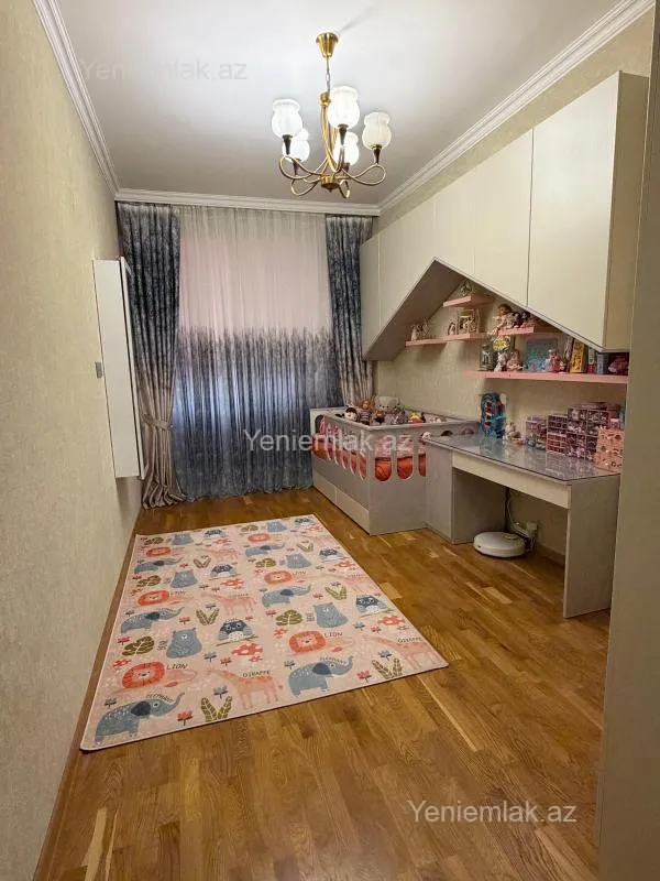 Satılır 3 otaqlı yeni tikili 102 m²