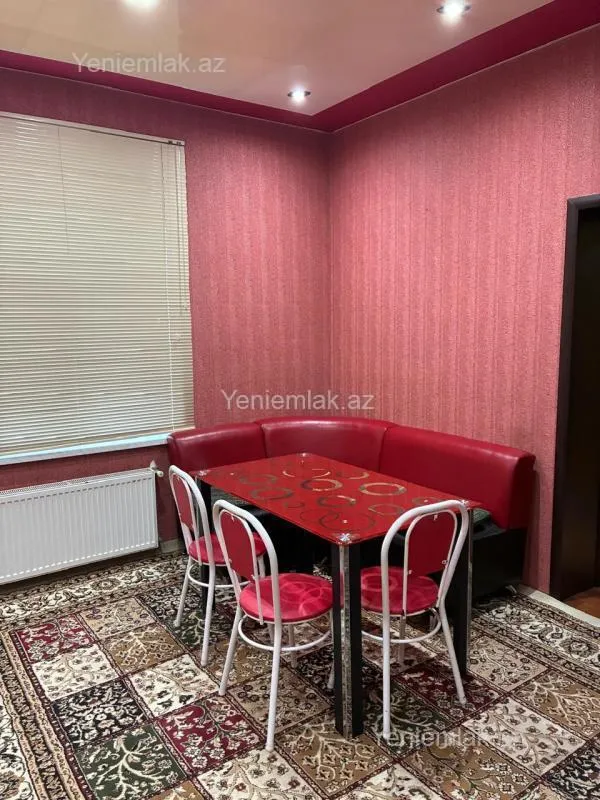 Satılır 6 otaqlı həyət evi 268 m²