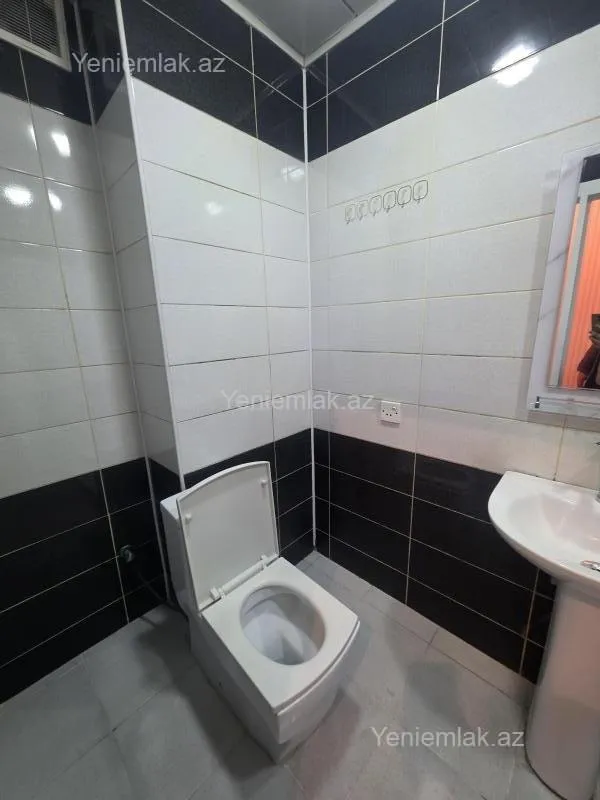 Satılır 2 otaqlı yeni tikili 64 m²