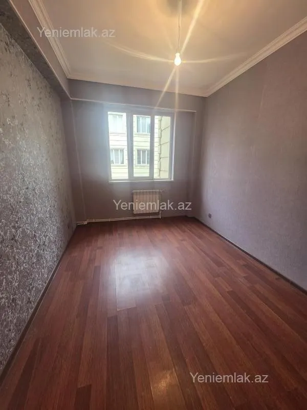 Satılır 2 otaqlı yeni tikili 64 m²