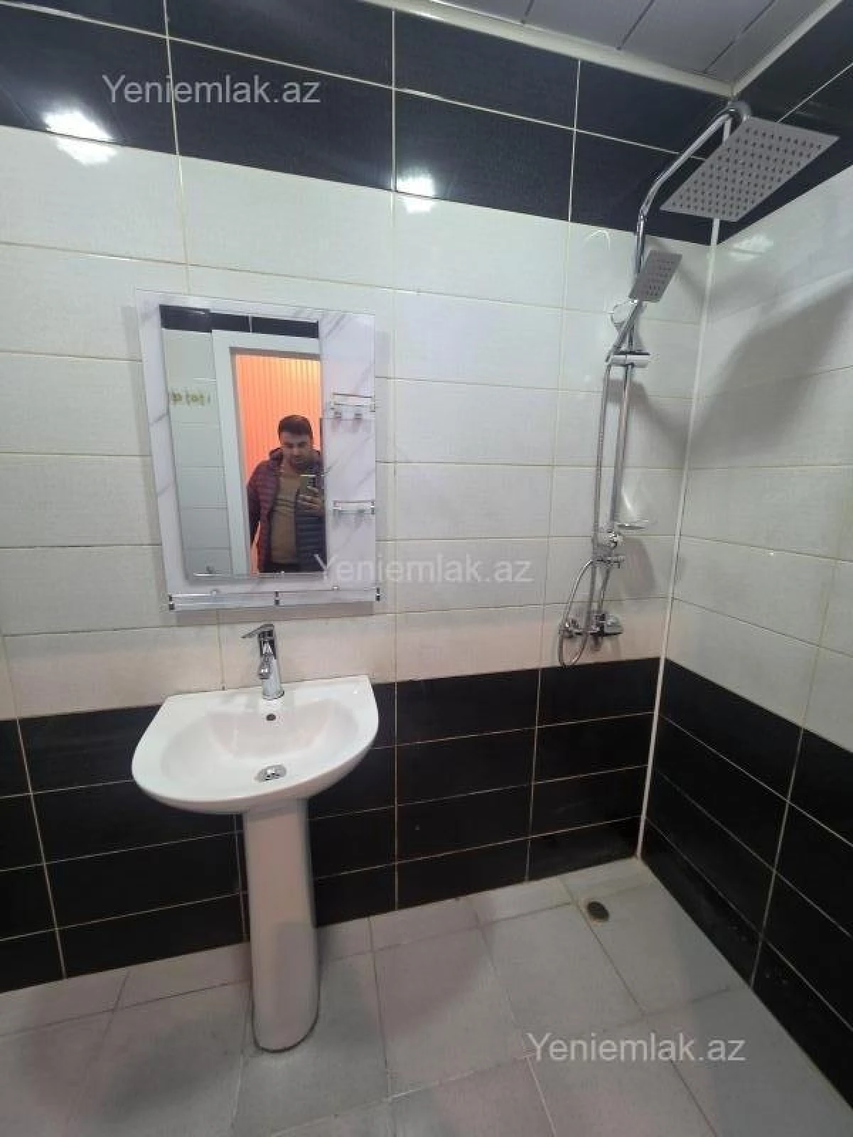 Satılır 2 otaqlı yeni tikili 64 m²