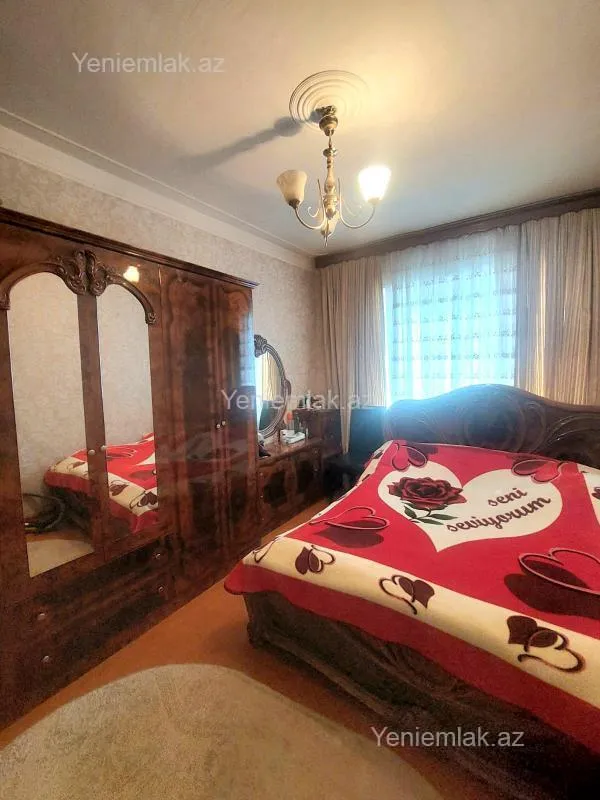 Satılır 3 otaqlı köhnə tikili 65 m²