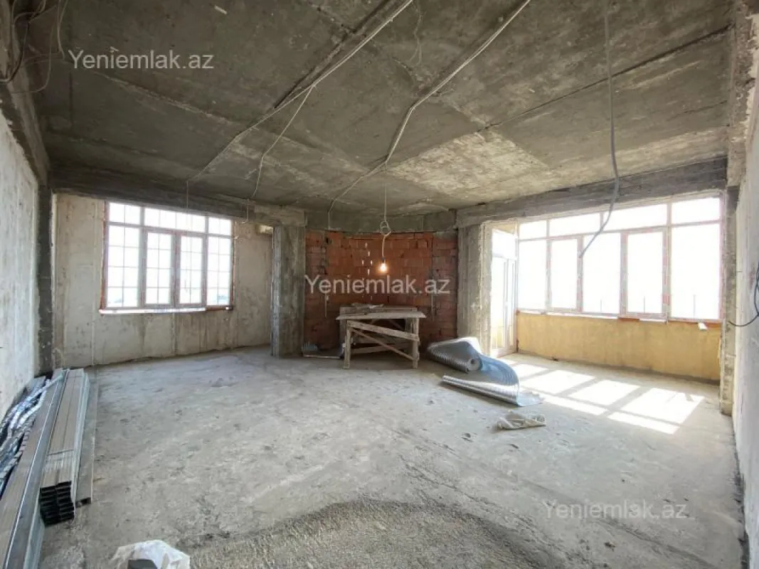 Satılır 4 otaqlı yeni tikili 157 m²