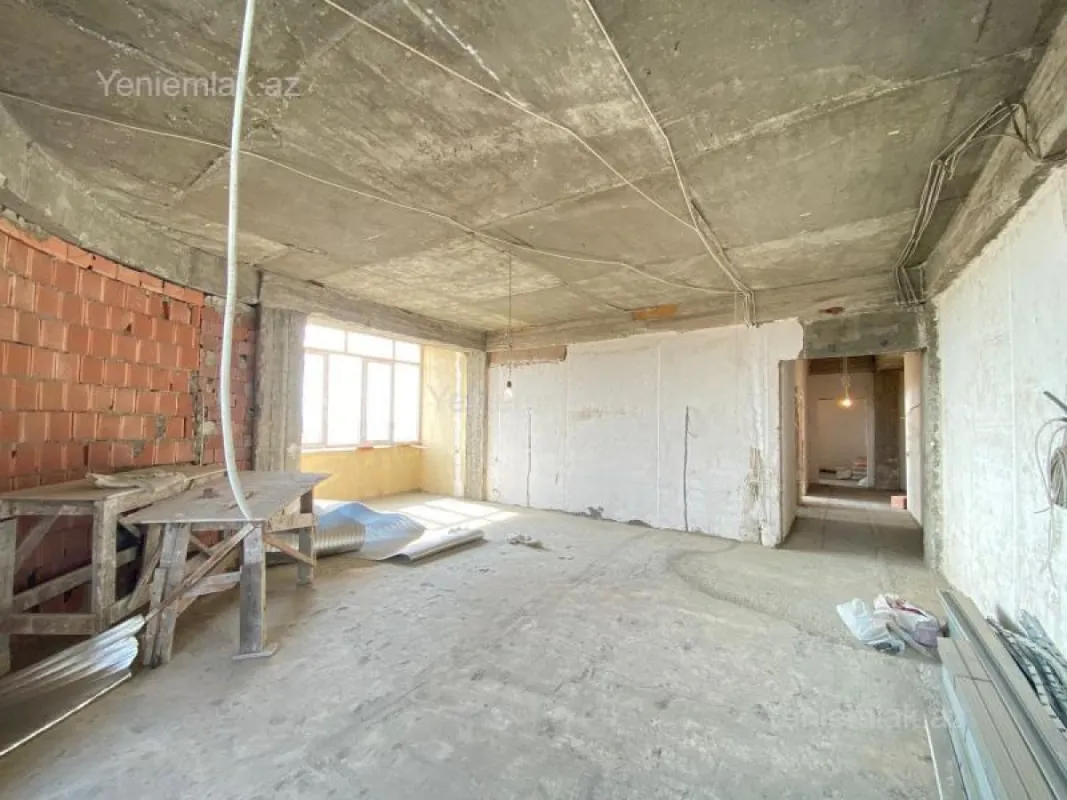 Satılır 4 otaqlı yeni tikili 157 m²