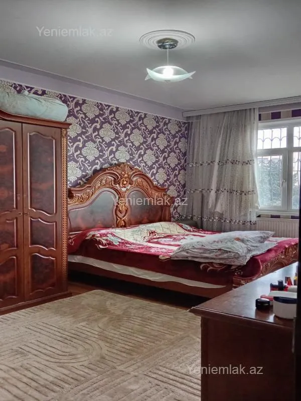 Satılır 3 otaqlı köhnə tikili 80 m²