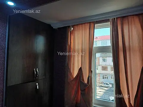Satılır 1 otaqlı köhnə tikili 37 m²