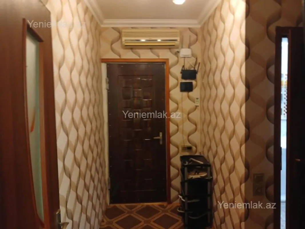 Satılır 1 otaqlı köhnə tikili 37 m²