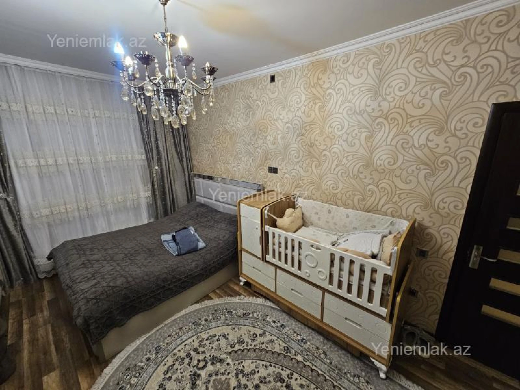 Satılır 2 otaqlı köhnə tikili 55 m²