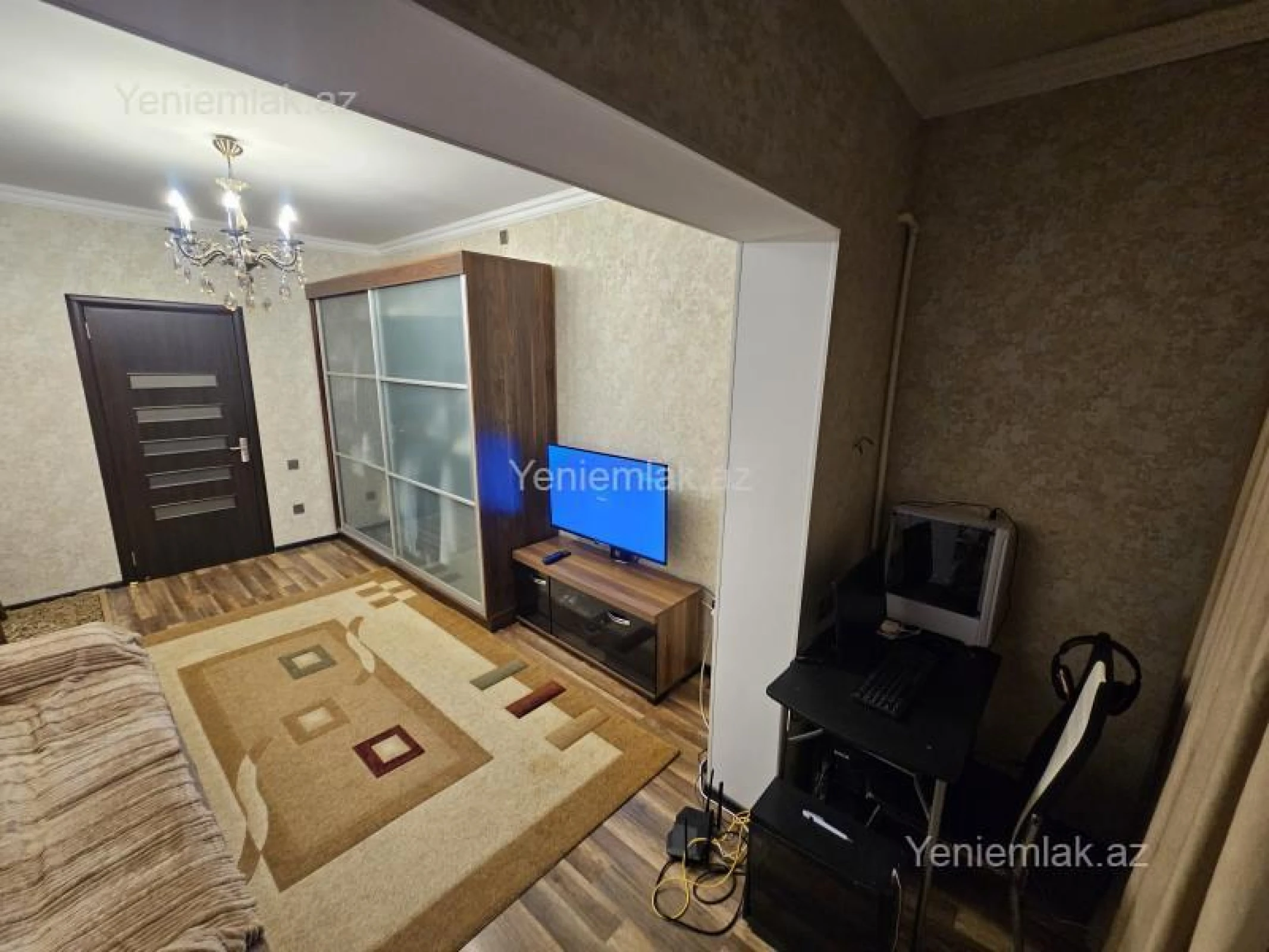 Satılır 2 otaqlı köhnə tikili 55 m²