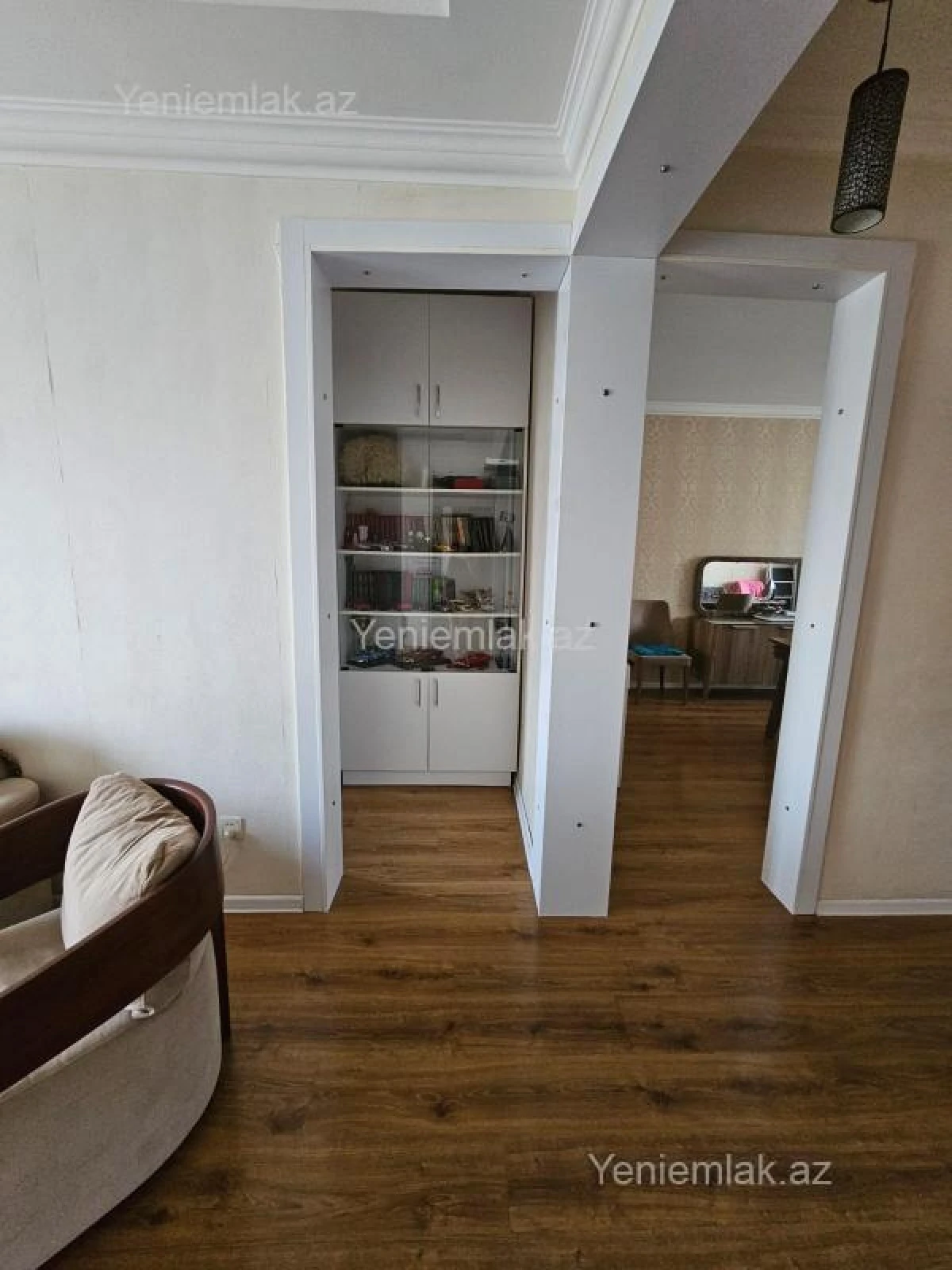 Satılır 4 otaqlı köhnə tikili 110 m²