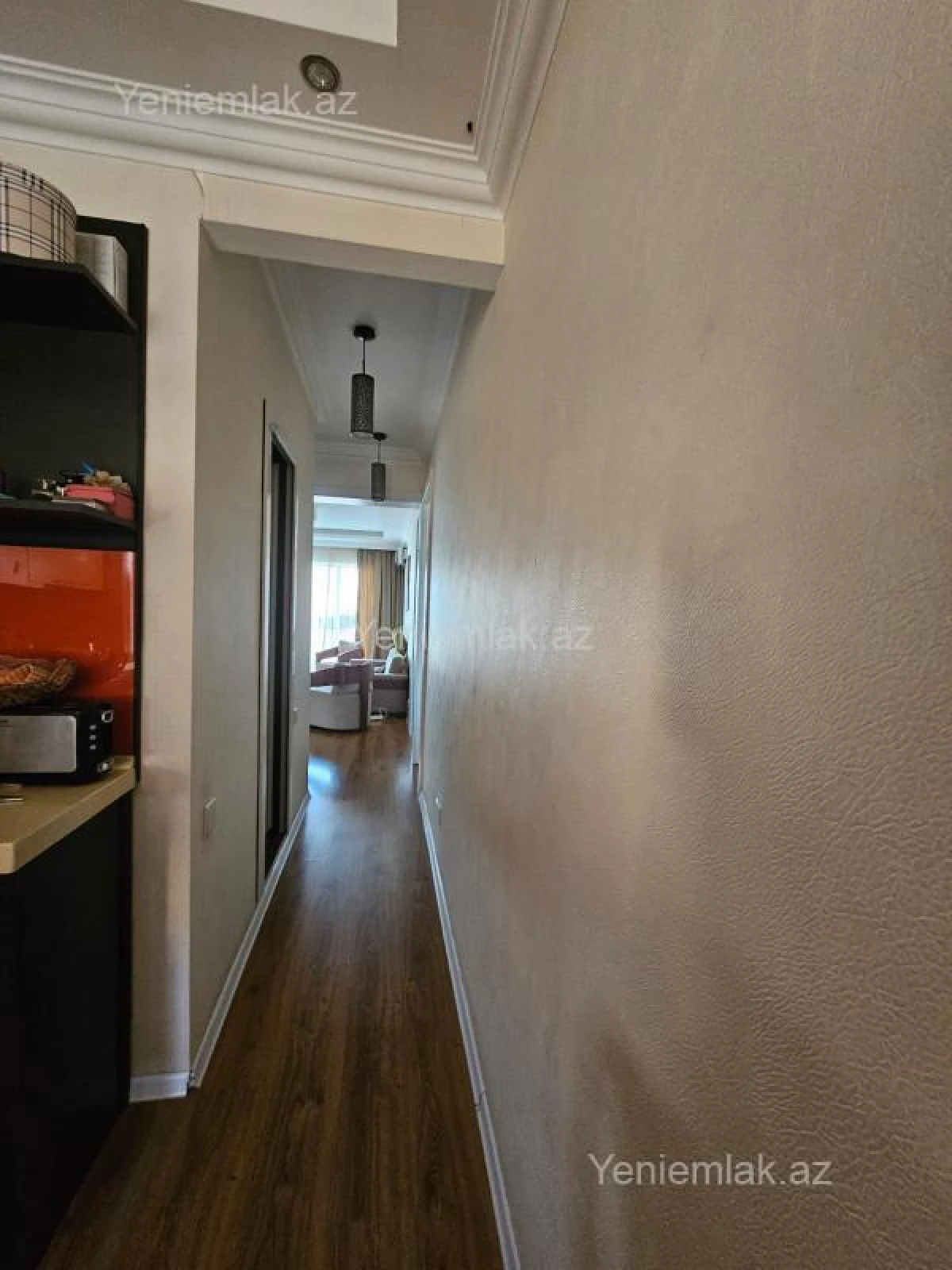 Satılır 4 otaqlı köhnə tikili 110 m²