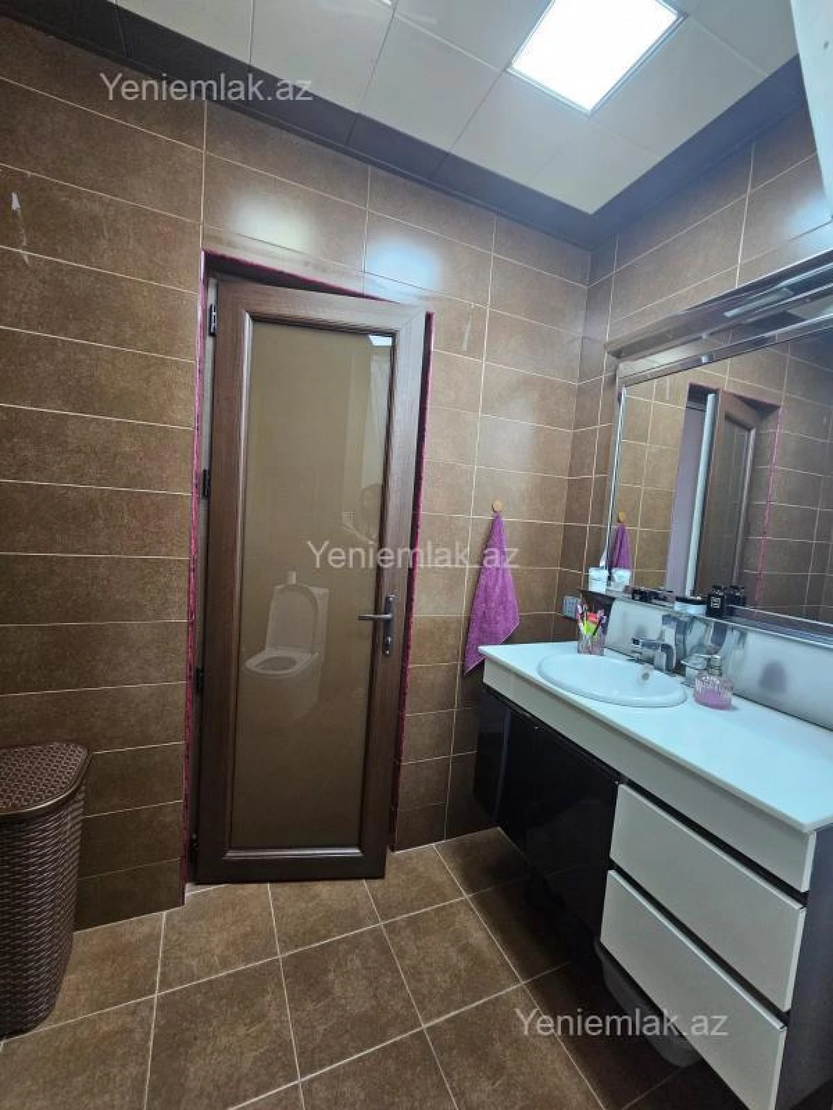 Satılır 4 otaqlı köhnə tikili 110 m²