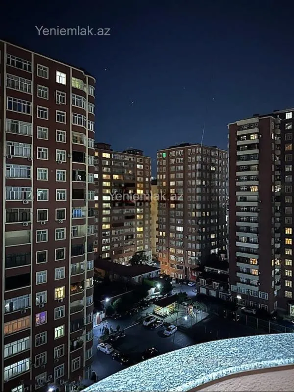 Satılır 3 otaqlı yeni tikili 105 m²