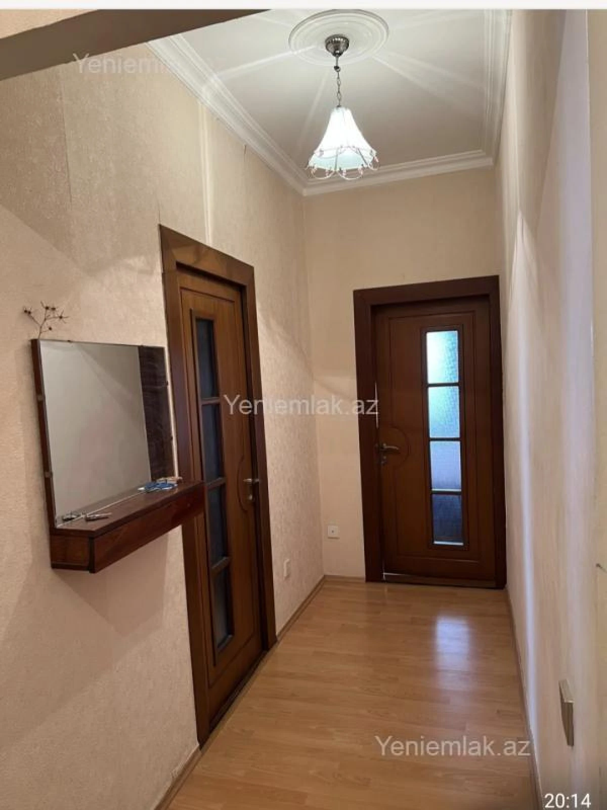 Satılır 2 otaqlı köhnə tikili 55 m²