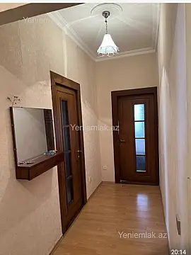 Satılır 2 otaqlı köhnə tikili 55 m²