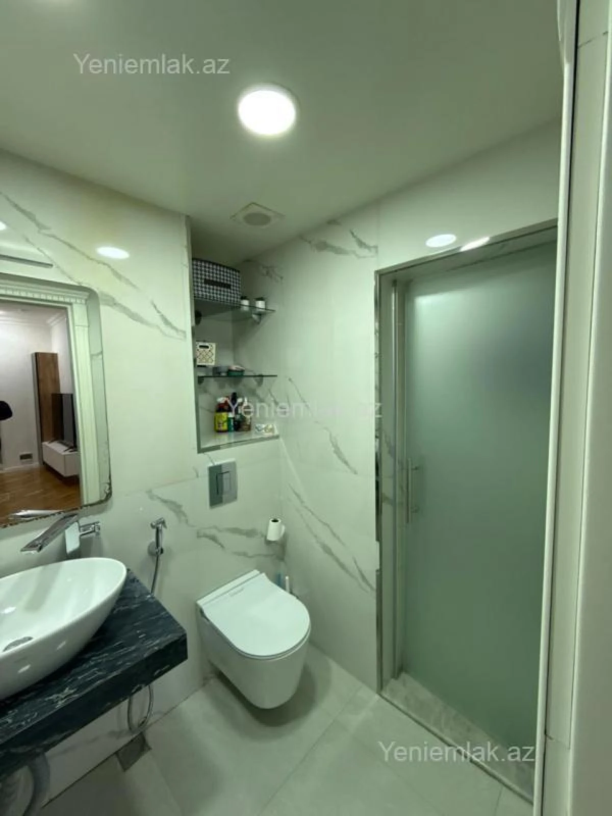 Satılır 4 otaqlı yeni tikili 135 m²