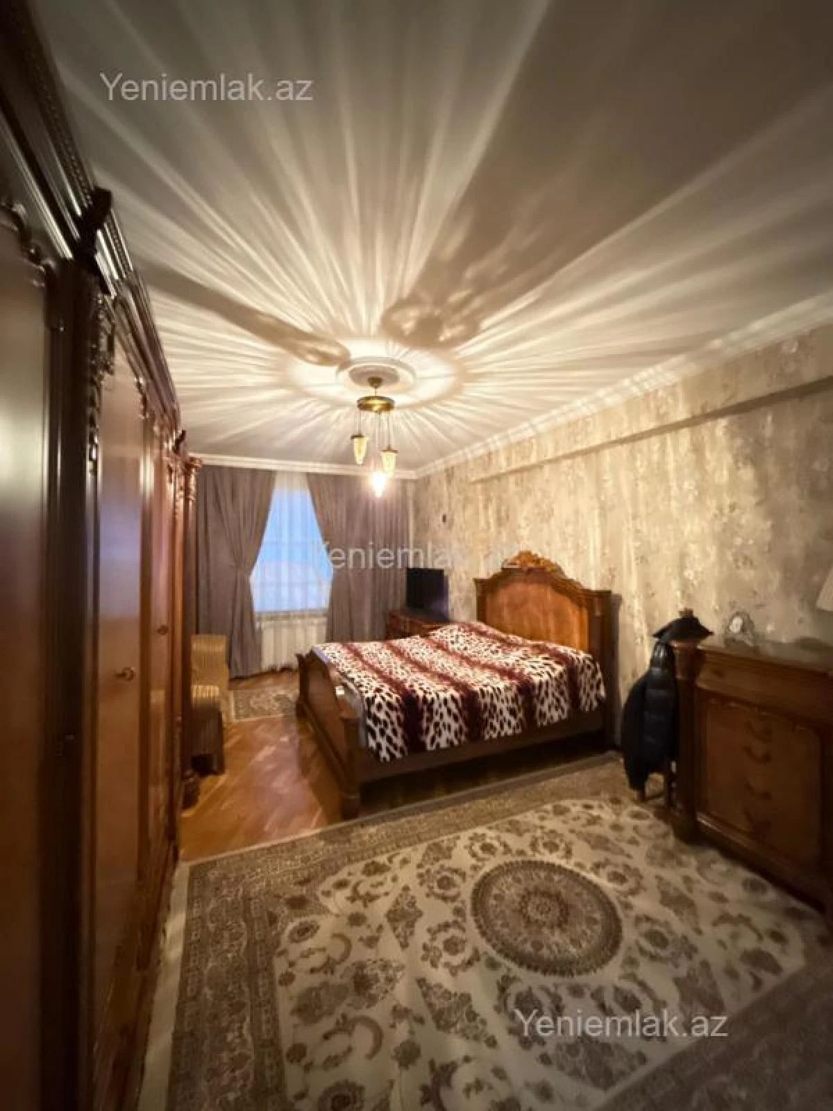 Satılır 4 otaqlı yeni tikili 135 m²