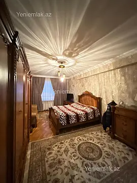 Satılır 4 otaqlı yeni tikili 135 m²