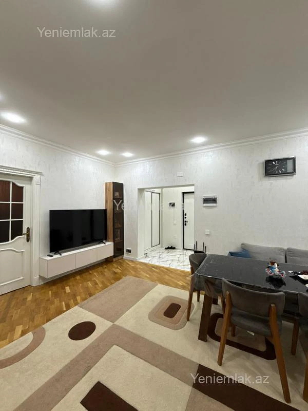 Satılır 4 otaqlı yeni tikili 135 m²