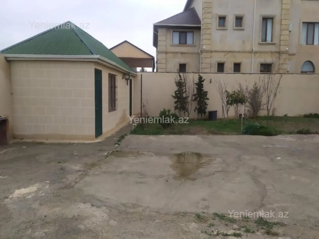 Satılır 4 otaqlı həyət evi 150 m²