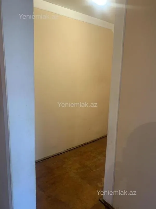 Satılır 2 otaqlı köhnə tikili 46 m²