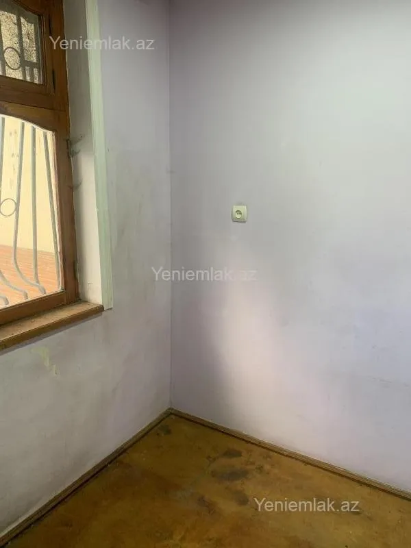 Satılır 2 otaqlı köhnə tikili 46 m²