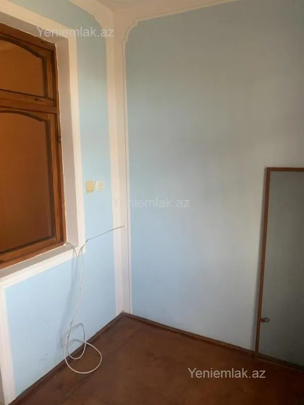 Satılır 2 otaqlı köhnə tikili 46 m²