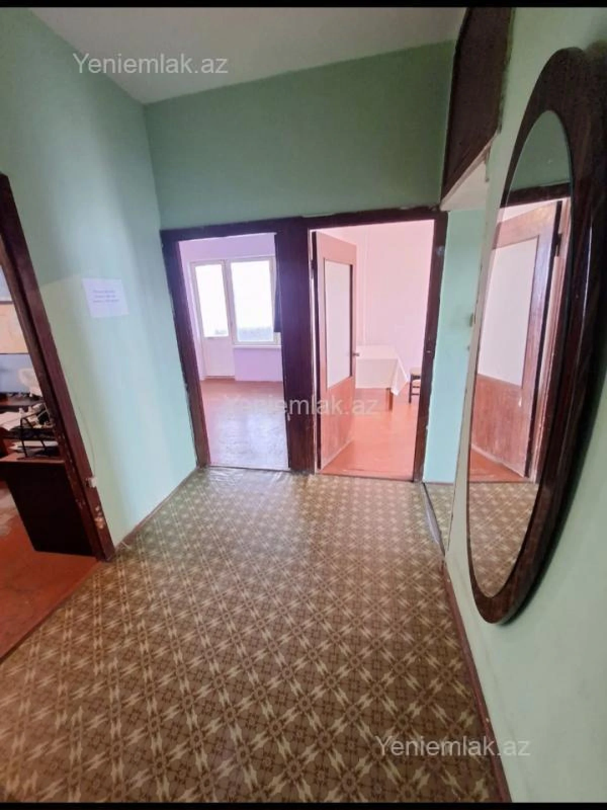 Satılır 3 otaqlı köhnə tikili 80 m²