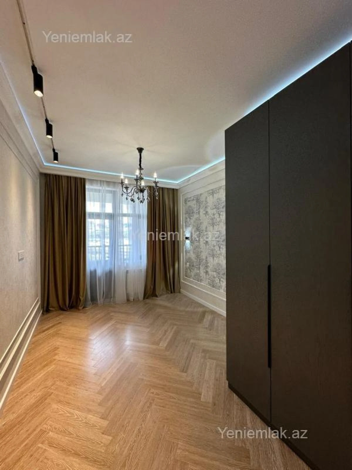 Satılır 3 otaqlı yeni tikili 85 m²