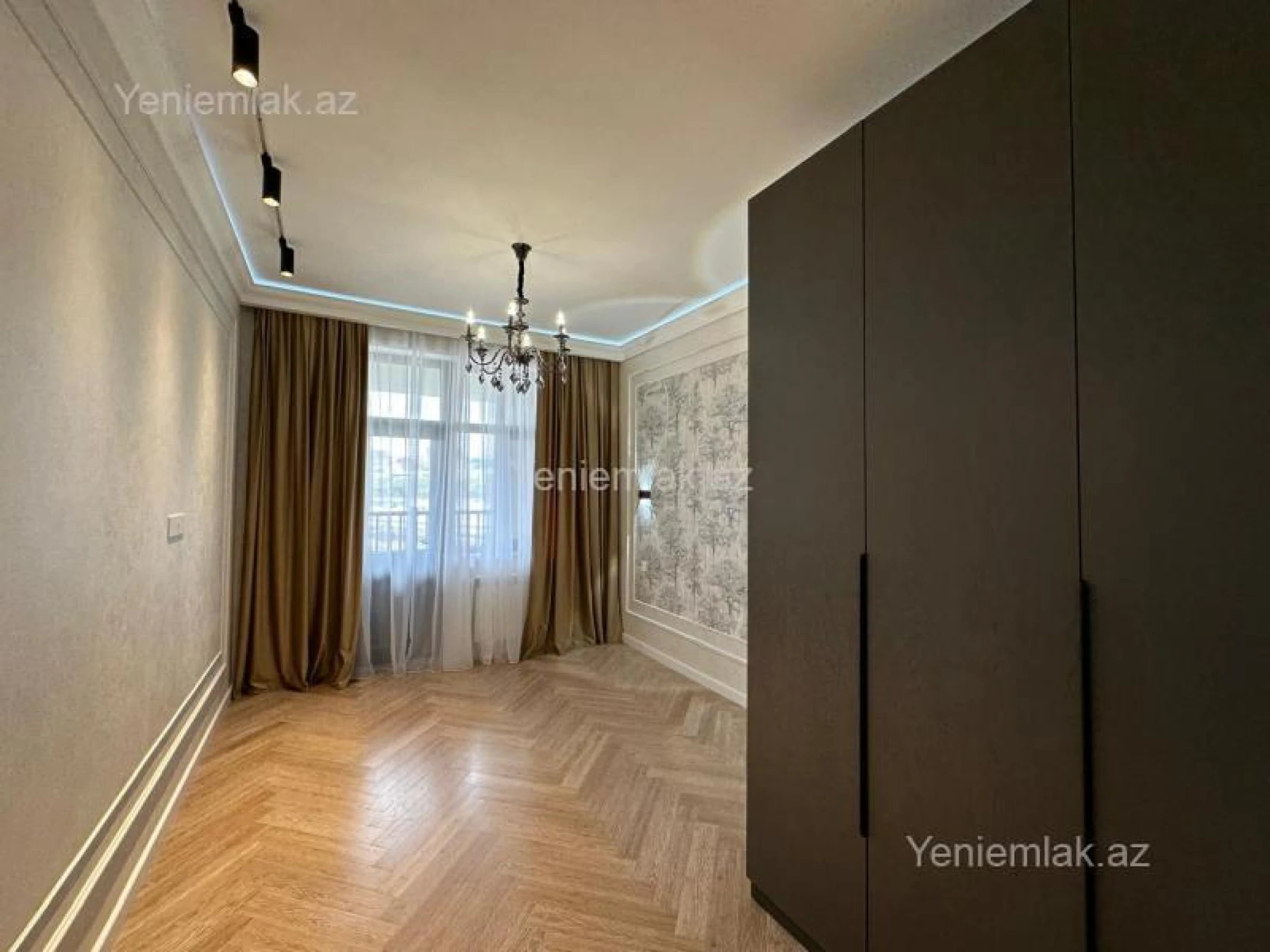 Satılır 3 otaqlı yeni tikili 85 m²