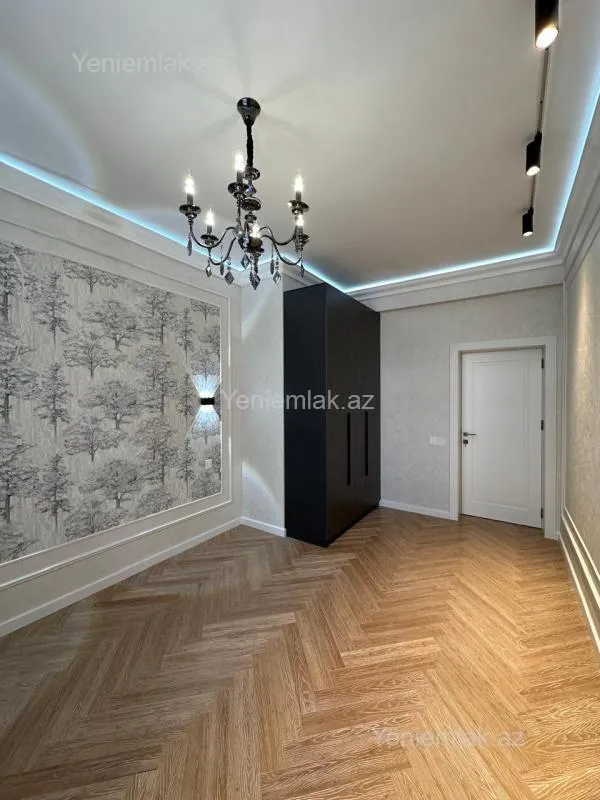 Satılır 3 otaqlı yeni tikili 85 m²