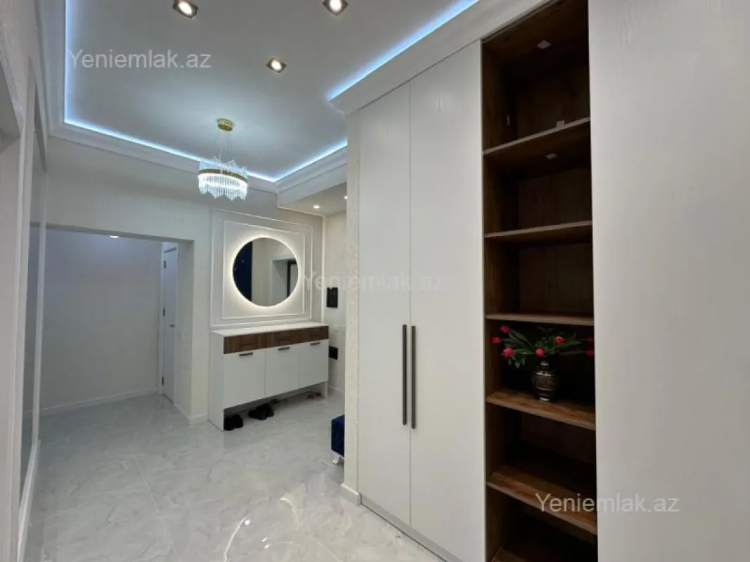 Satılır 3 otaqlı yeni tikili 85 m²