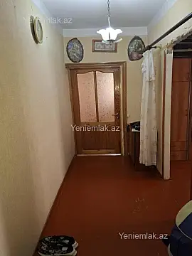 Satılır 2 otaqlı köhnə tikili 55 m²