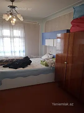 Satılır 2 otaqlı köhnə tikili 55 m²