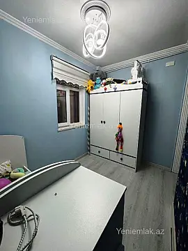 Satılır 3 otaqlı köhnə tikili 55 m²