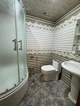 Satılır 3 otaqlı yeni tikili 130 m²