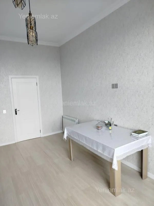 Satılır 3 otaqlı köhnə tikili 70 m²