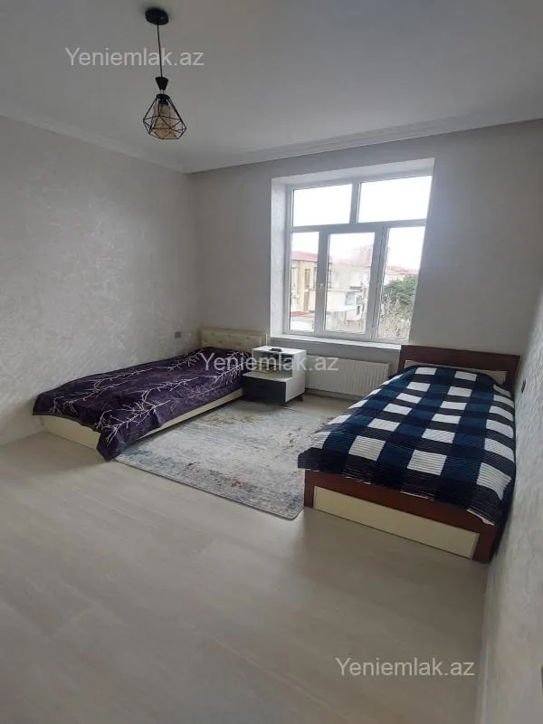 Satılır 3 otaqlı köhnə tikili 70 m²
