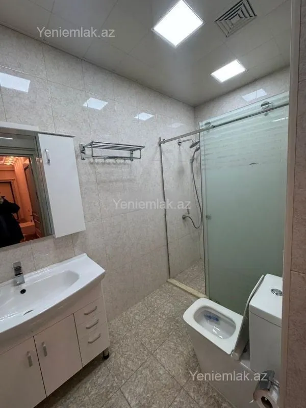 Satılır 2 otaqlı yeni tikili 65 m²